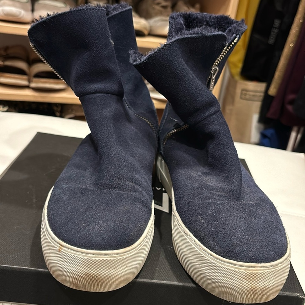 J slides